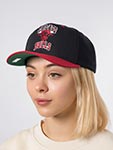 Бейсболка MITCHELL NESS арт. HP8764-CBUBLCK Chicago Bulls NBA (черный / красный)